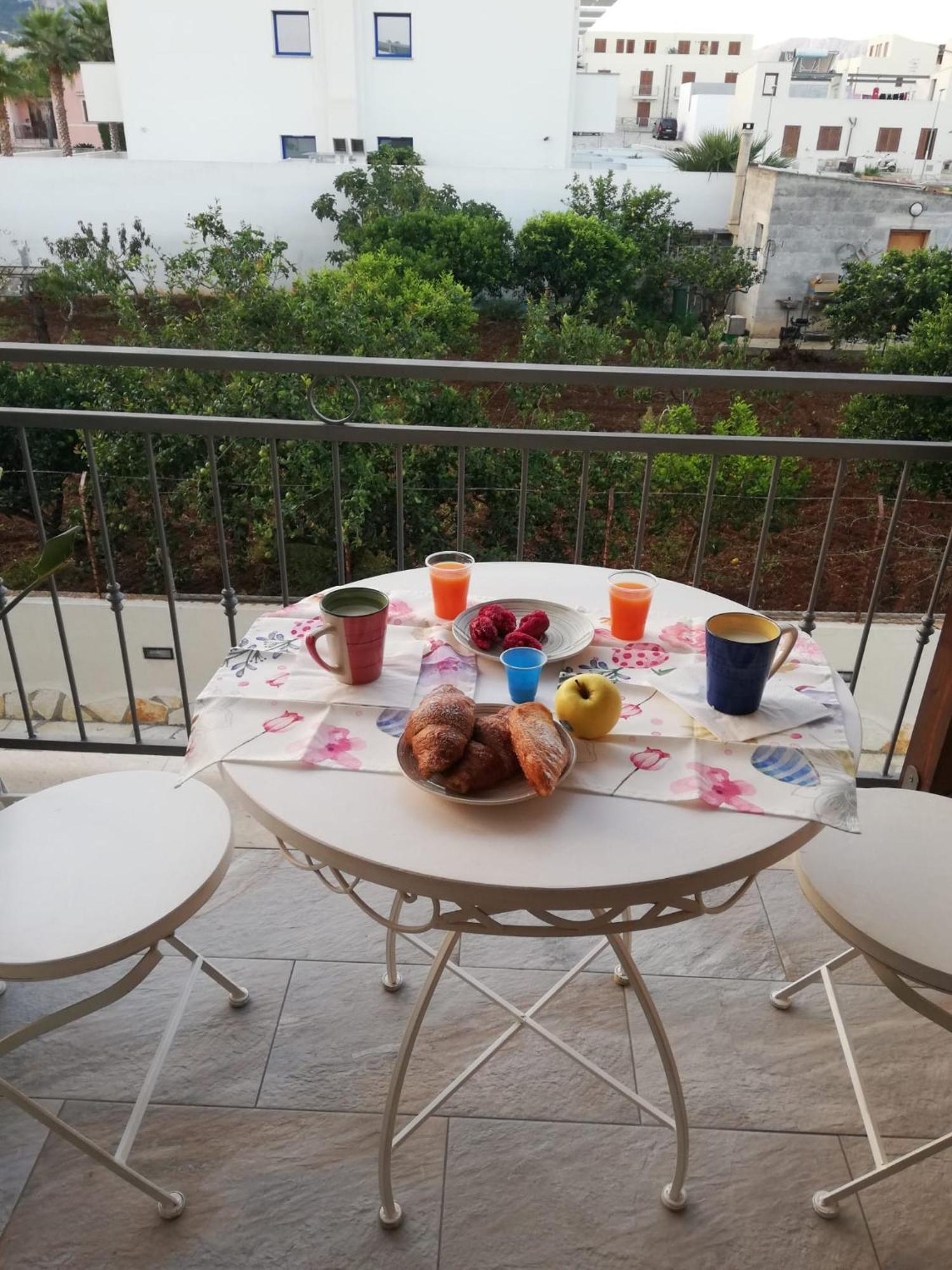 Appartamento Le Ginestre San Vito Lo Capo Exterior photo